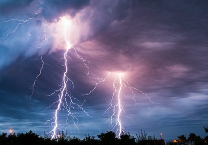 temporale fulmini