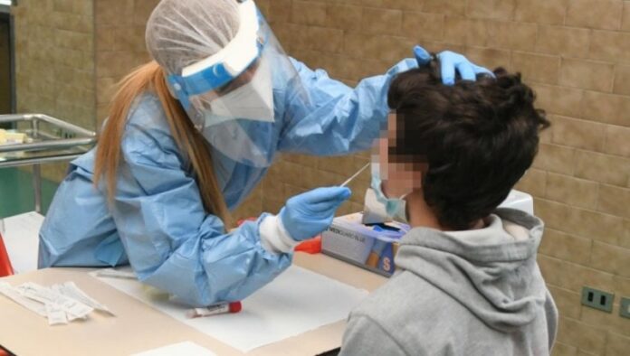 test salivari per studenti