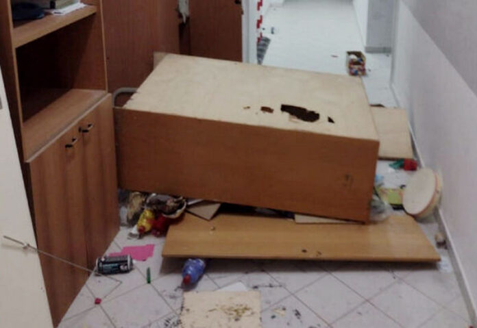 danneggiamento scuola corigliano