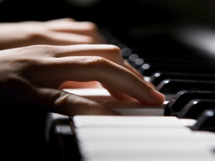 pianoforte musiche a 4 mani