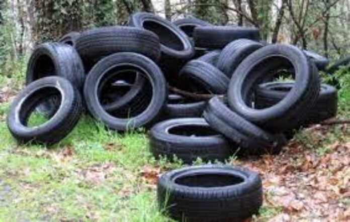 pneumatici abbandonati
