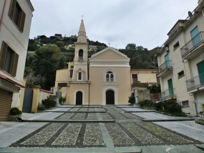Parrocchia S. Maria La Pinta – Amantea