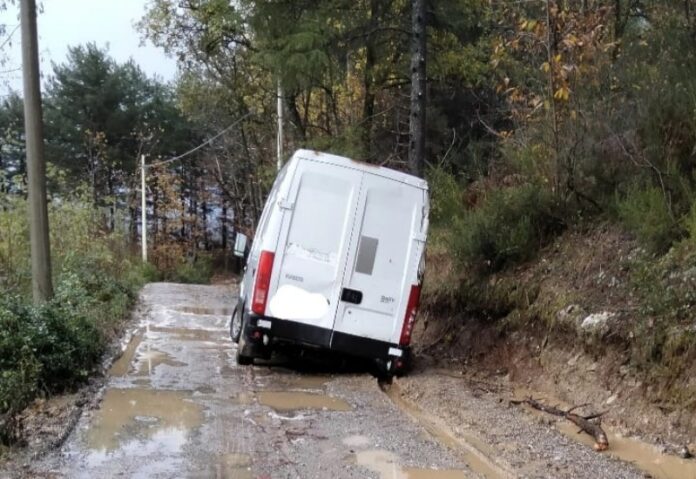 dipignano strade colabrodo