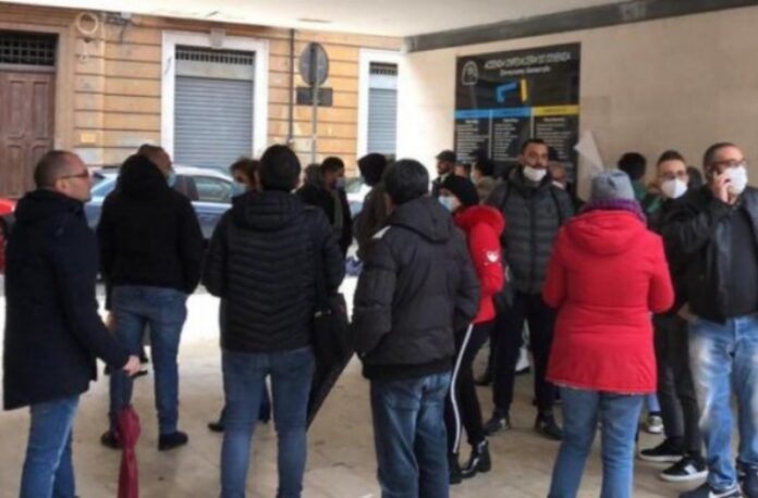 protesta oss Cosenza