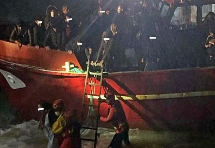sbarco migranti Badolato