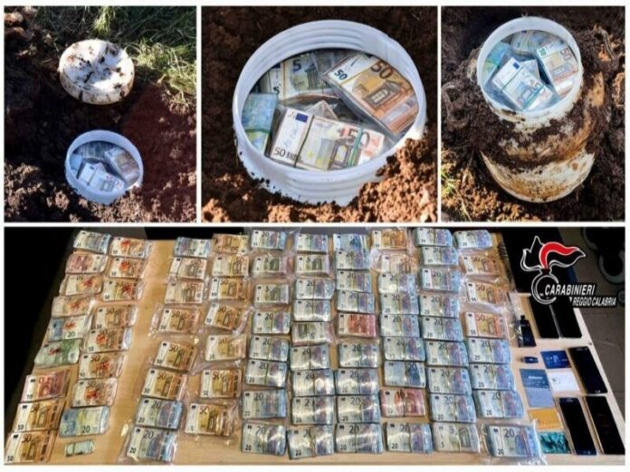 sequestro soldi carabinieri