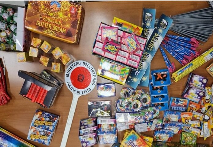 Cosenza fuochi d'artificio sequestro