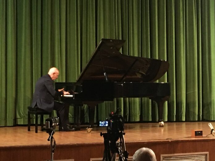 Il pianista Roberto Cappello a Palmi