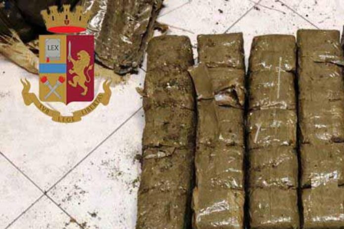 arresto polizia spaccio droga