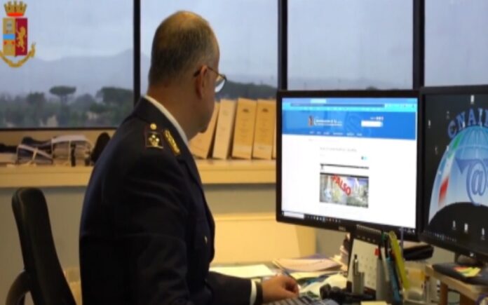 polizia postale regali Natale