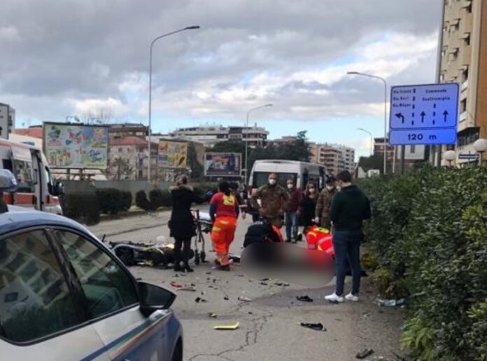 Incidente Cosenza morto giovane centauro