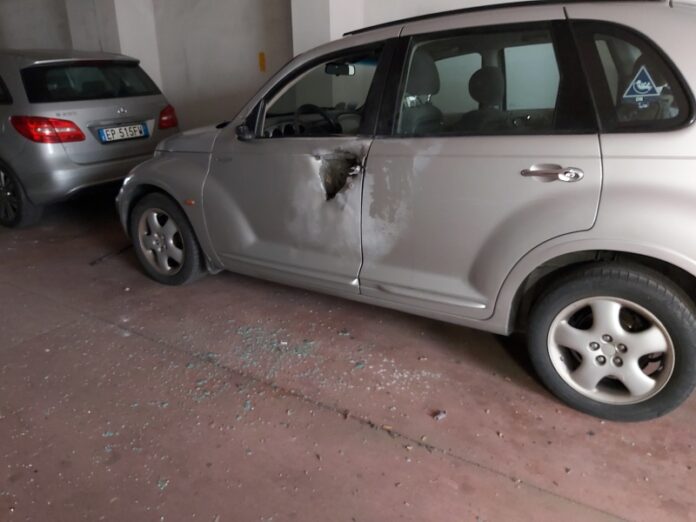 auto danneggiata atto intimidatorio