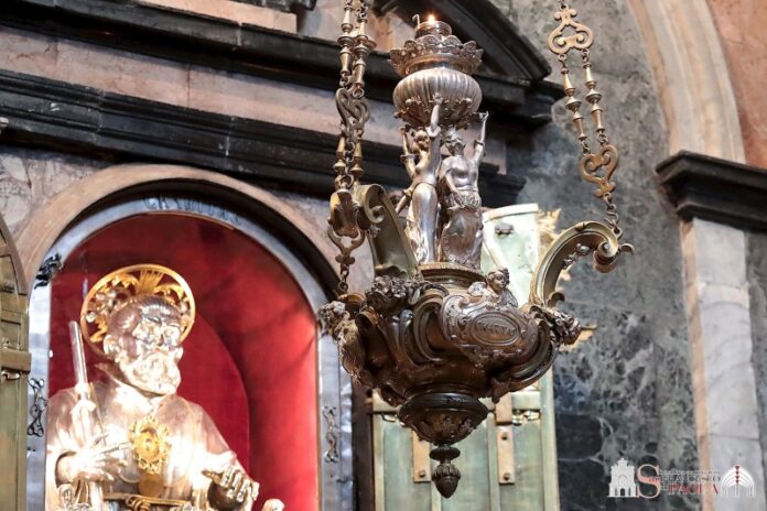 lampada votiva san francesco da paola