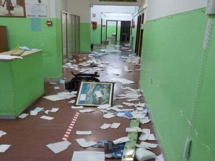 scuola Patari vandalizzata Catanzaro