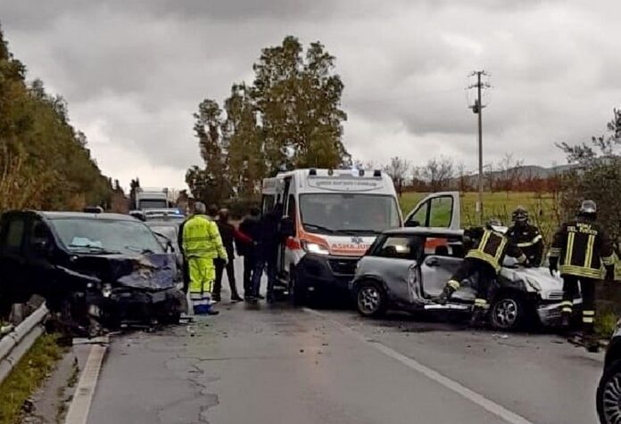 statale 106 incidente