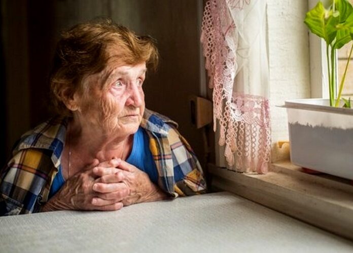 Anziani in solitudine