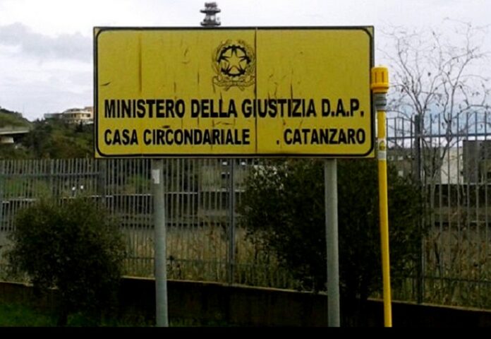 carcere catanzaro