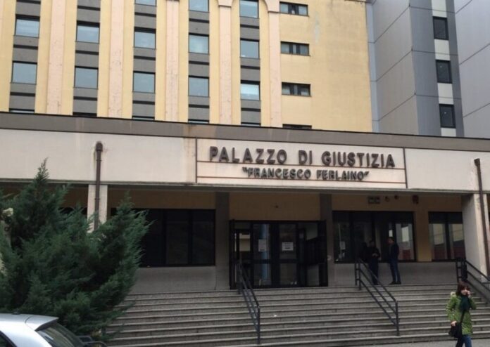 tribunale catanzaro