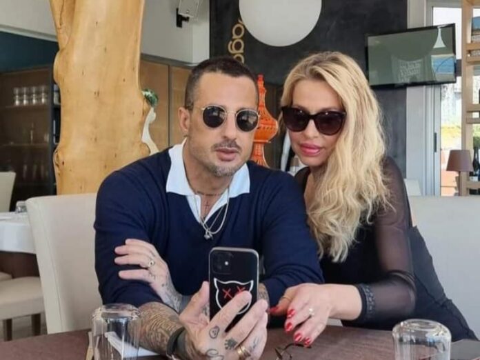 Fabrizio Corona Valeria Marini in Calabria