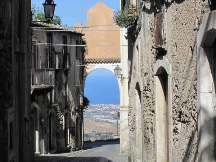 borgo Gerace Calabria RC