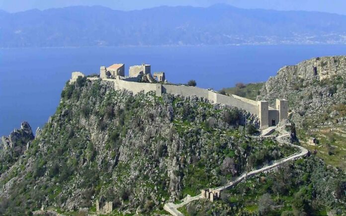 castello sant'aniceto