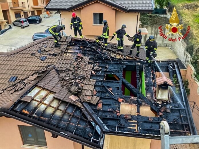 incendio abitazione Montalto Uffugo