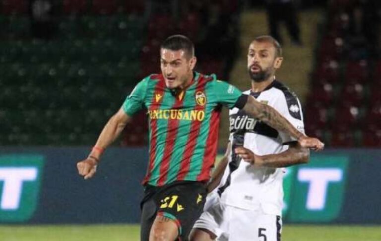 Ternana – Cosenza 2-0. I rossoblù non riescono a sfruttare la superiorità numerica