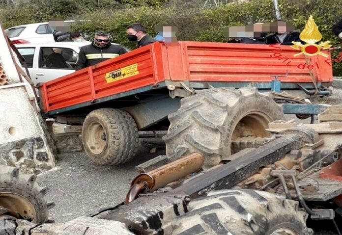 trattore incidente lamezia