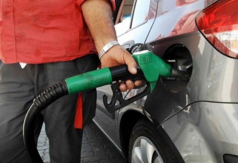 Benzina distributore