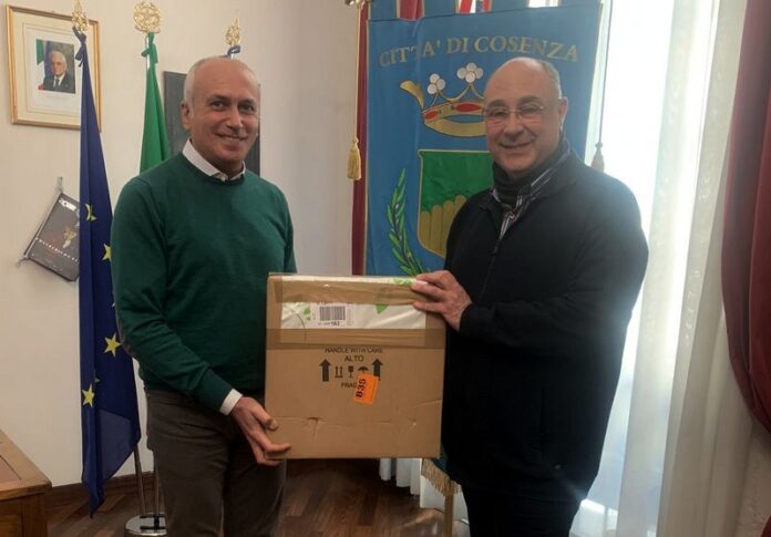 donazione defibrillatore cosenza