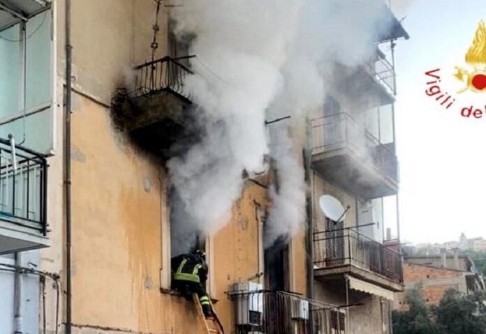 incendio casali del manco