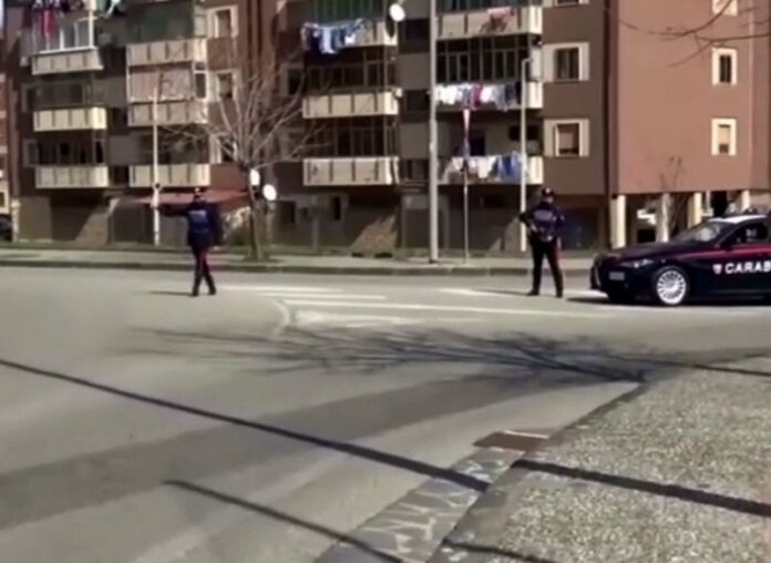 posto di blocco carabinieri