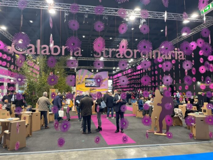stand Calabria Straordinaria Bit Milano