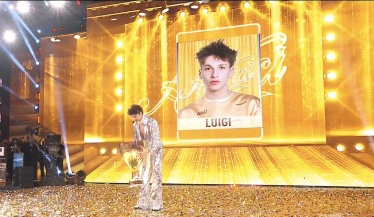 Luigi Strangis vincitore Amici