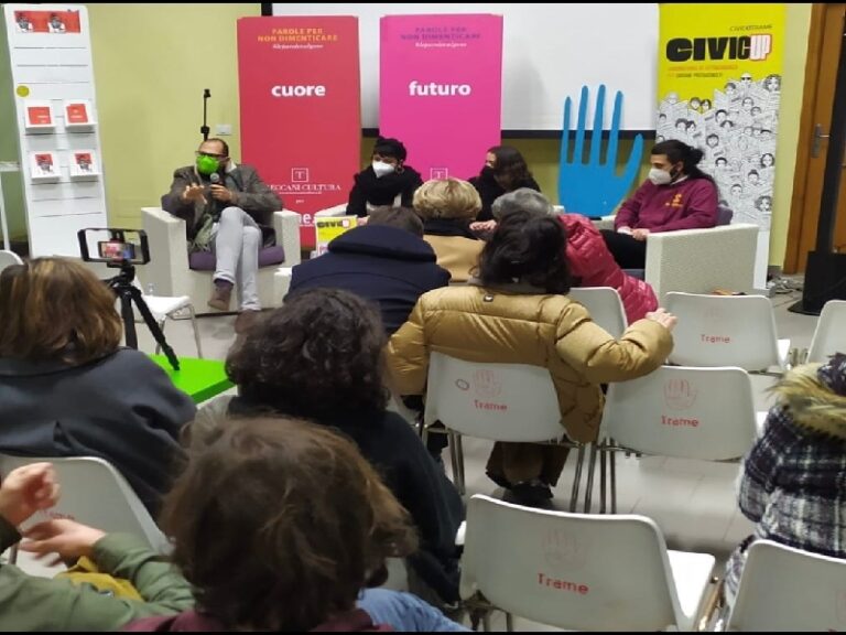 Arriva CivicUp Extra con il libro di Jonathan Bazzi