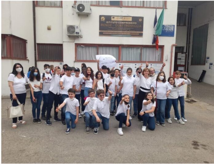 Concorso scuola Falcone rende