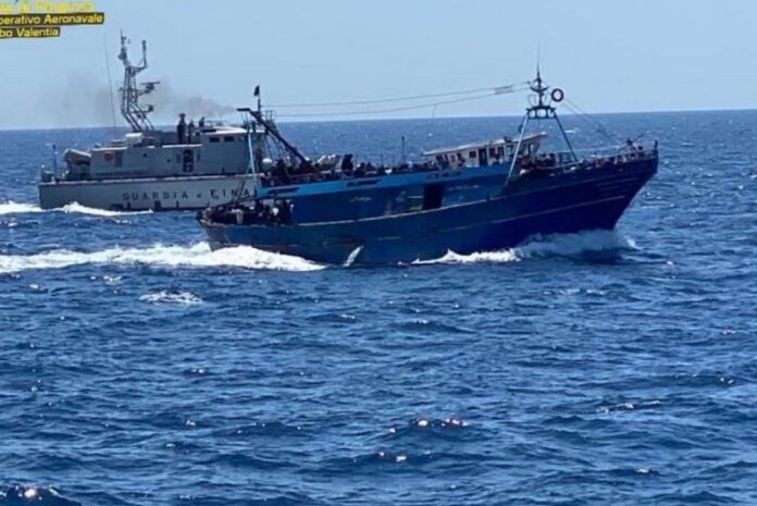 sbarco migranti calabria