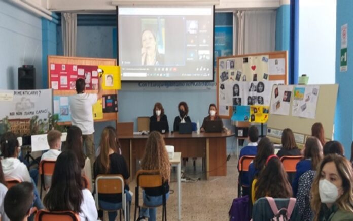 legalità scuola progetto Crotone