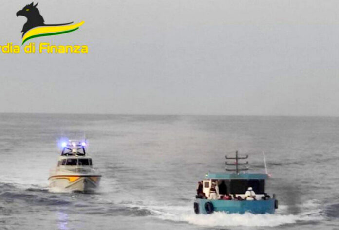 gdf migranti intercettati