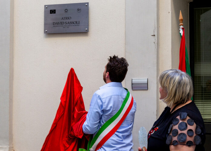 targa in memoria david sassuoli