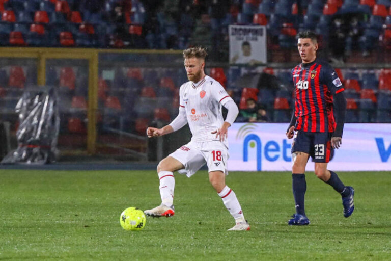 Ufficiale! D’Urso è il primo colpo del Cosenza calcio
