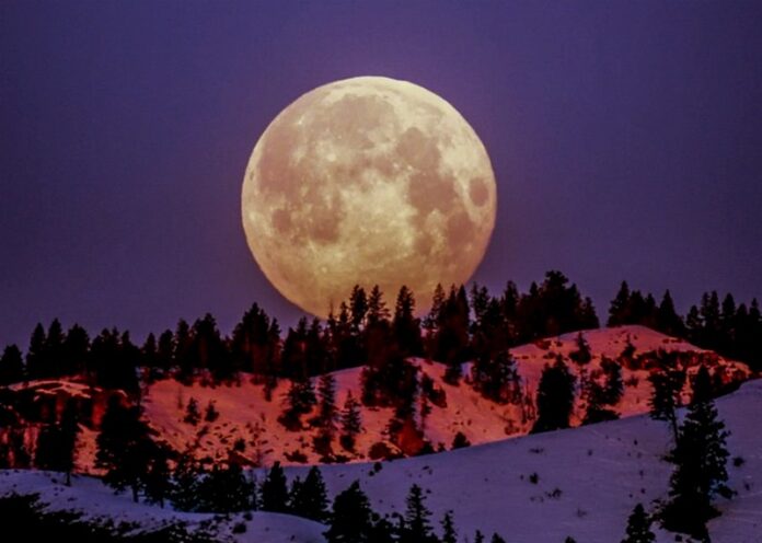 luna piena gennaio 2024