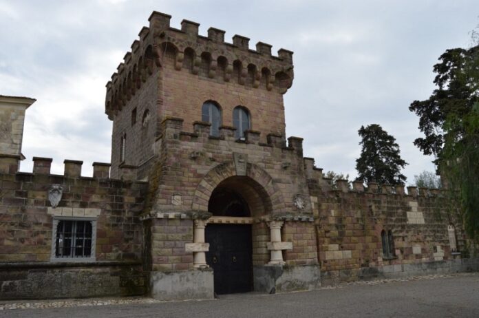 castello strongoli
