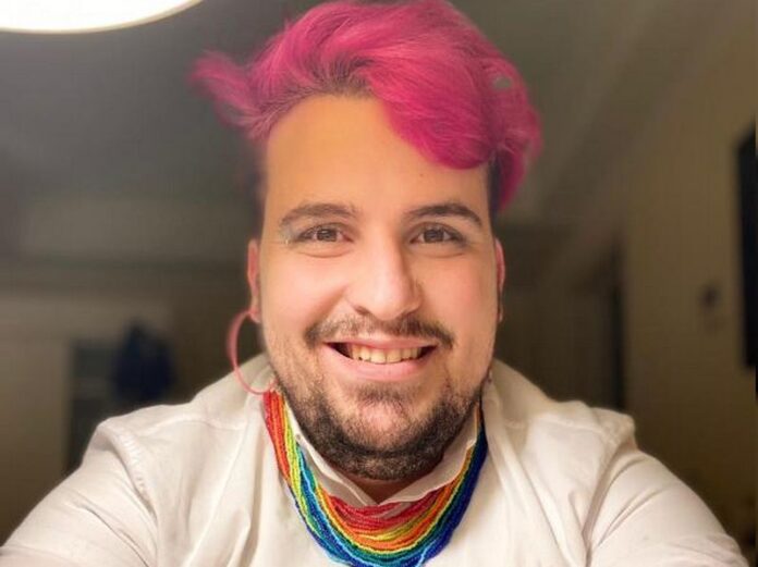 licenziato gay catanzaro