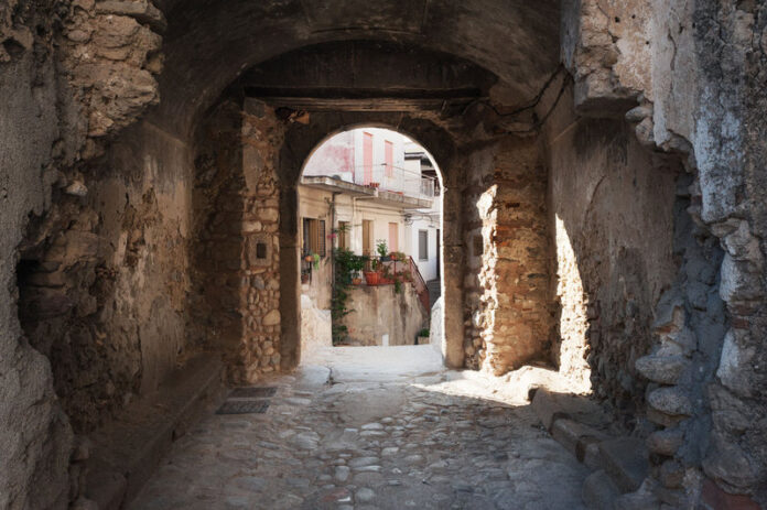 castello monasterace