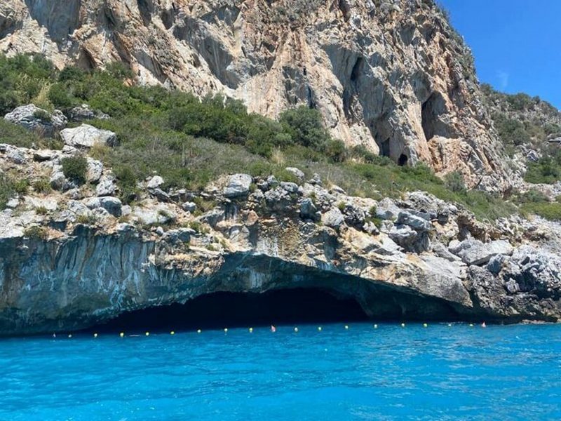 grotta del leone