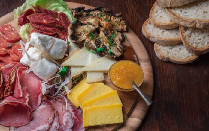 pane salumi formaggi Calabria