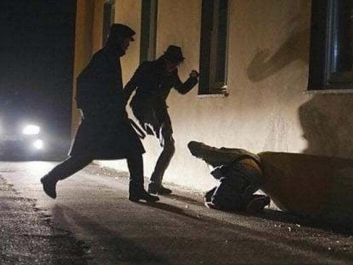 pestaggio ragazzo crotone