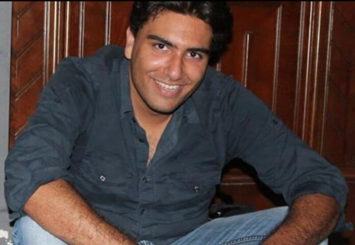 Ragazzo rom vincitore di concorso