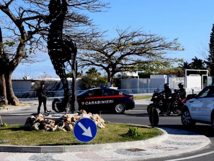 carabinieri auto moto